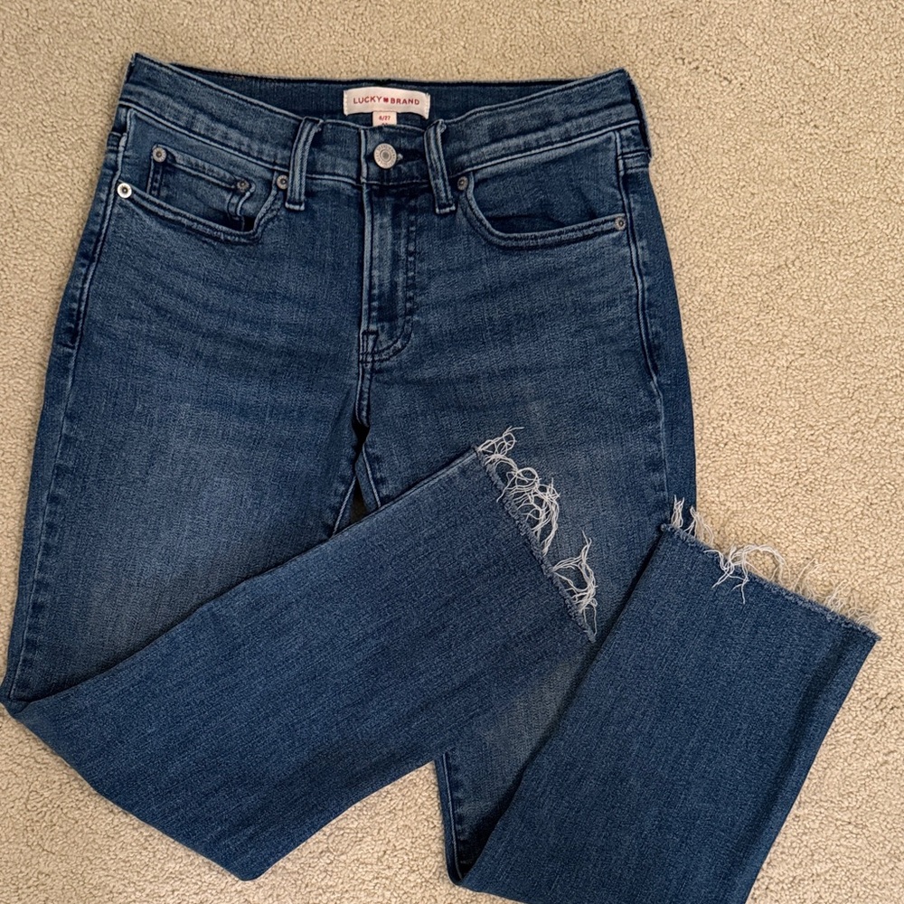 Lucky Brand Women's Dark Blue Cropped Jeans